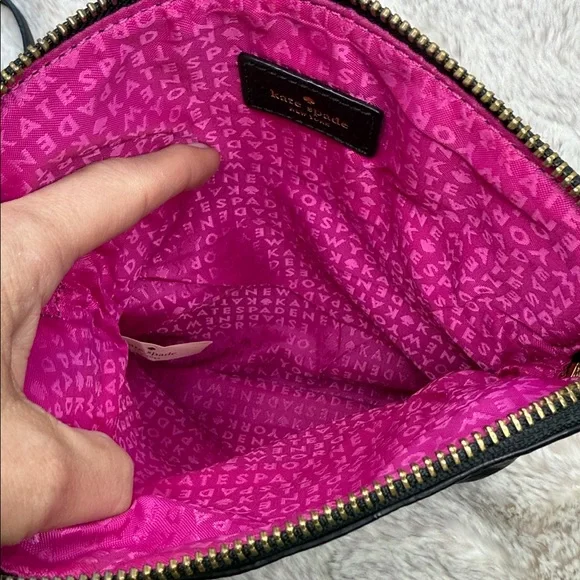 Kate Spade New York Mansfield Mariana
Crossbody Bag (Black) - Picture 8 of 11